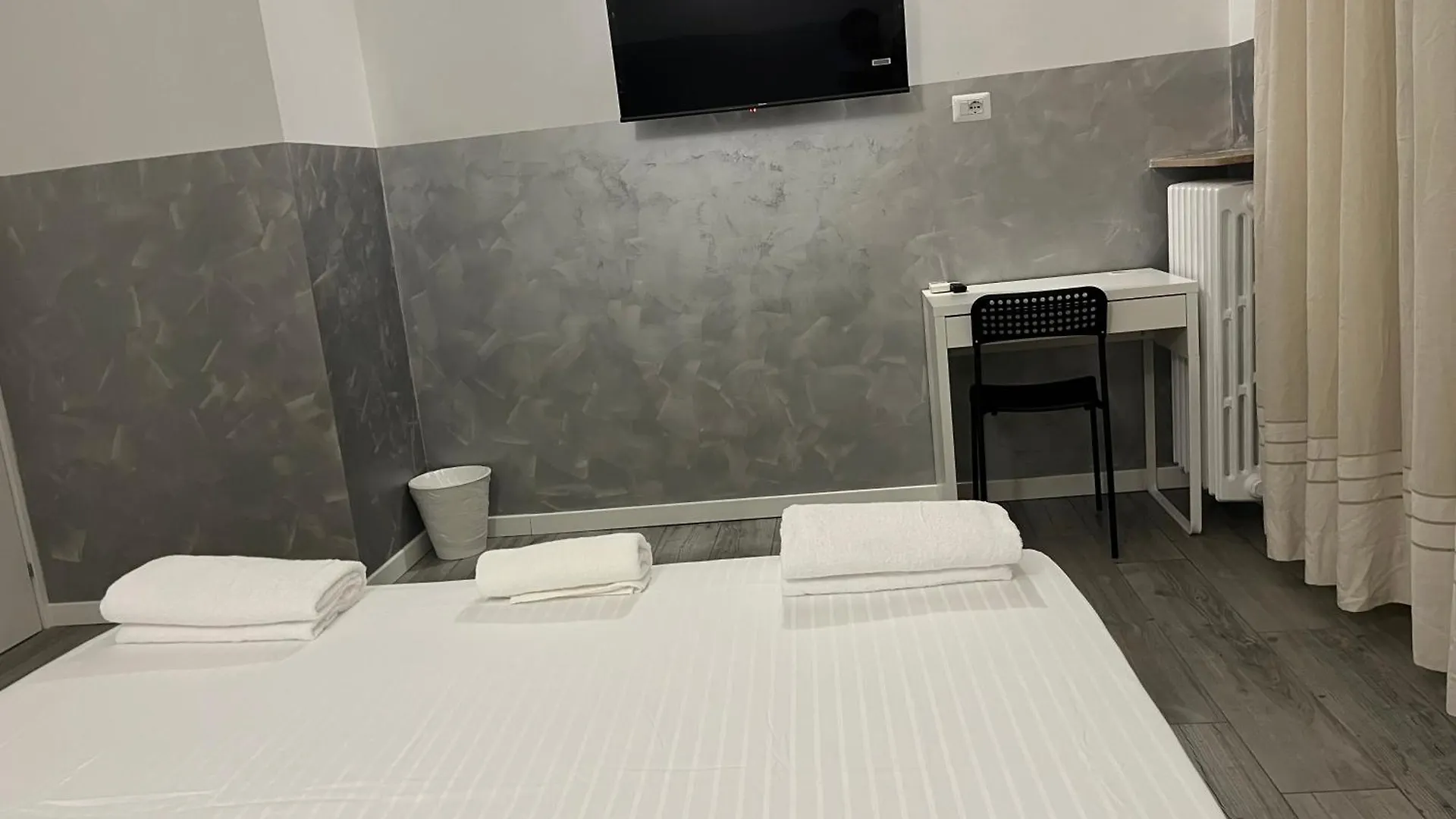 Penzion Bergamo Airport Rooms Self Check-In